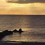 Fronte Mare Con Giardino 公寓 雷卡纳蒂港