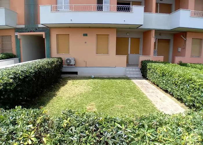 Fronte Mare Con Giardino Apartment Porto Recanati